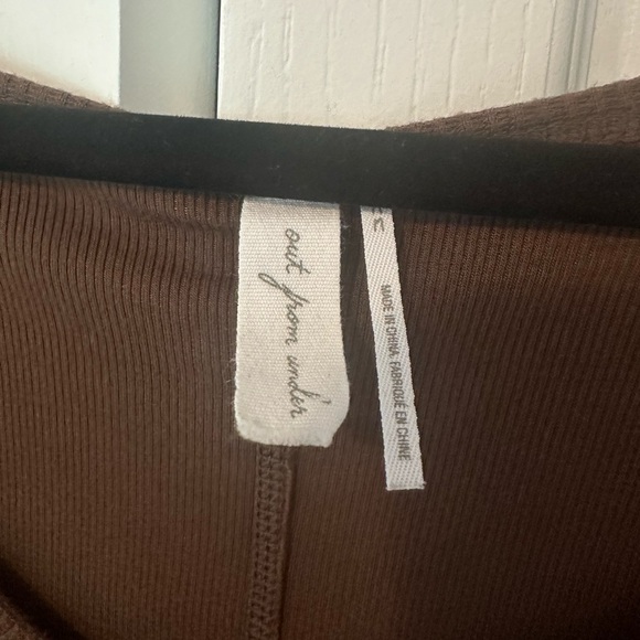 Out from Under Long sleeve cropped shirt - Picture 2 of 6